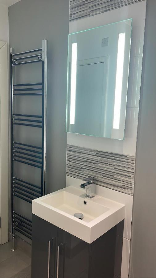 Citygo Apartments Queens Wellington 벨파스트 외부 사진